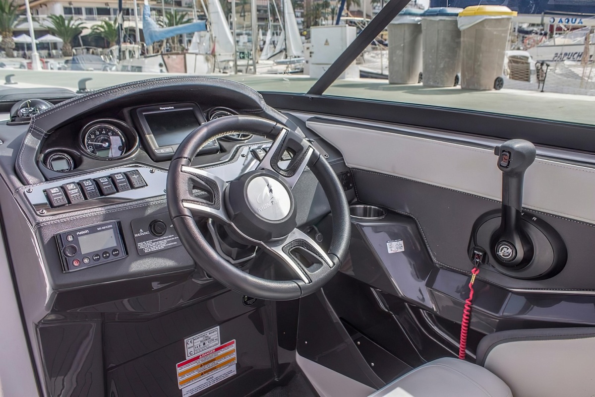 Продается катер Monterey 278 Super Sport
